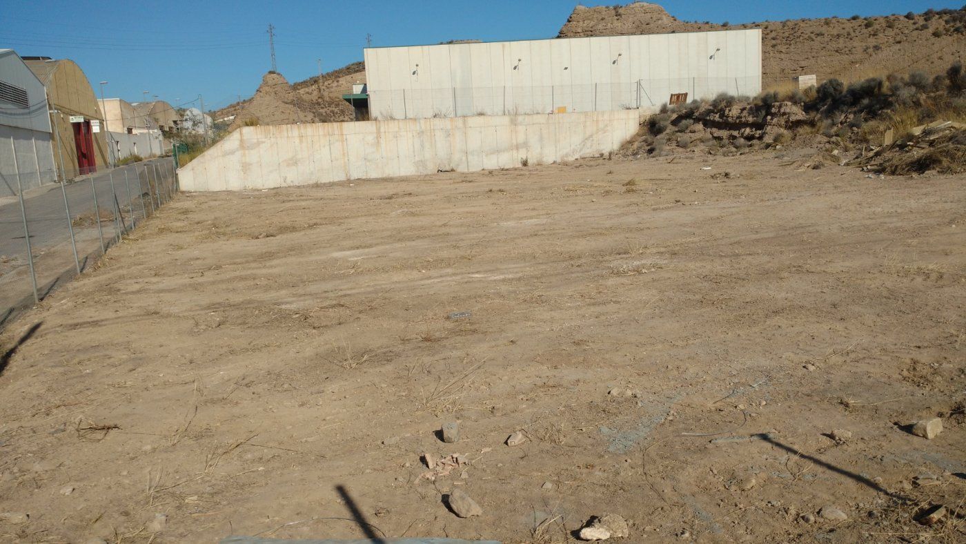 Industrial land for sale in Centro