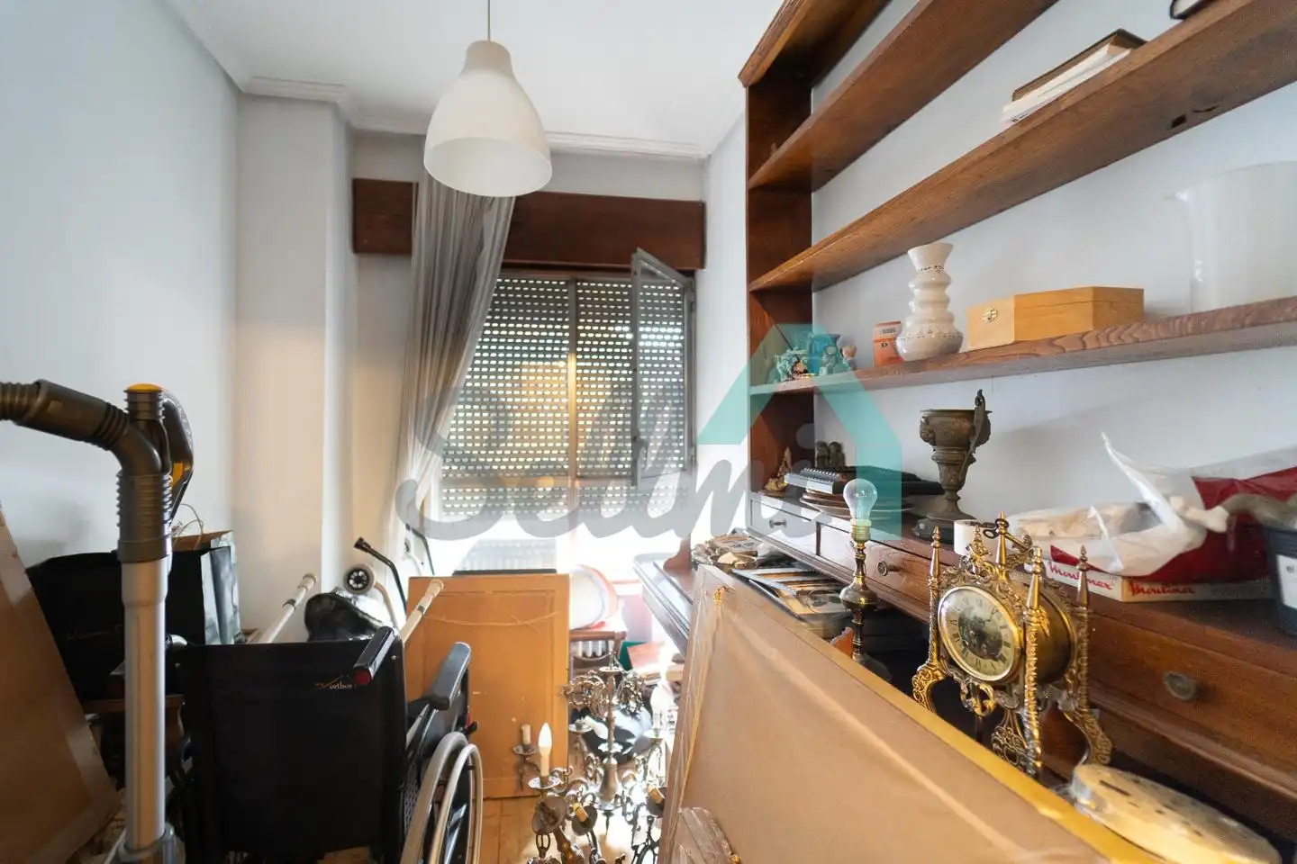 Habitación de Piso en venta en Oviedo  con Calefacción, Parquet y Terraza