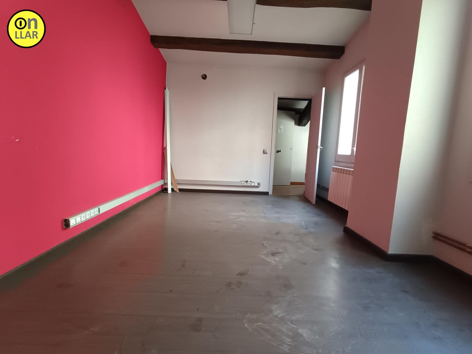 Bedroom of Flat for sale in Manresa  with Air Conditioner, Terrace and Storage room