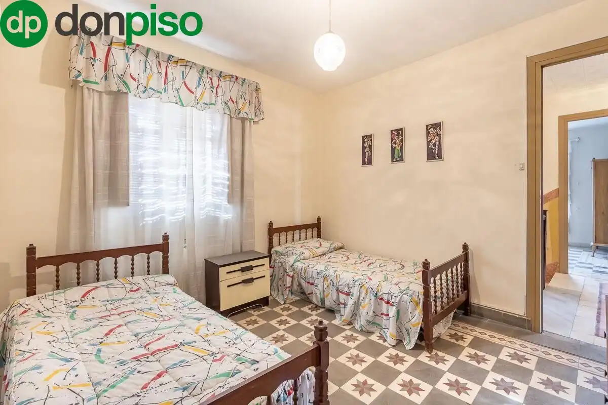 Finca rústica en venta en Calle CAJAR, Barrio de la Vega