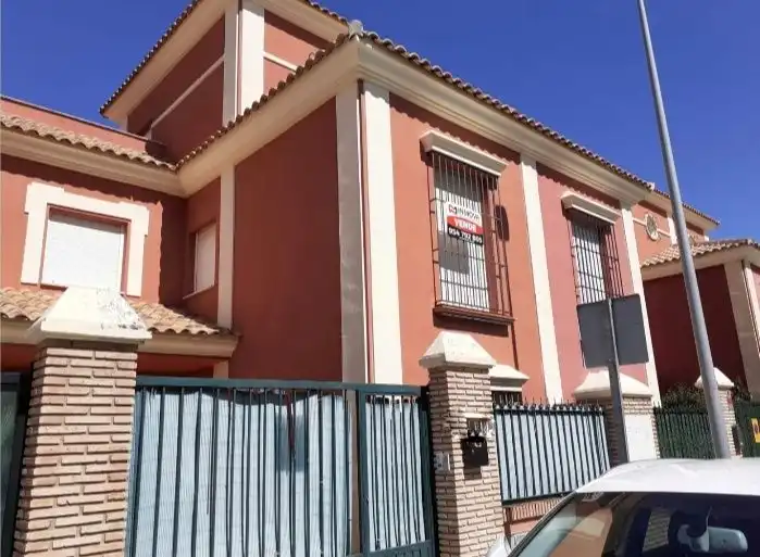 Exterior view of Houses for rent in Brenes  with Air Conditioner, Heating and Washing machine