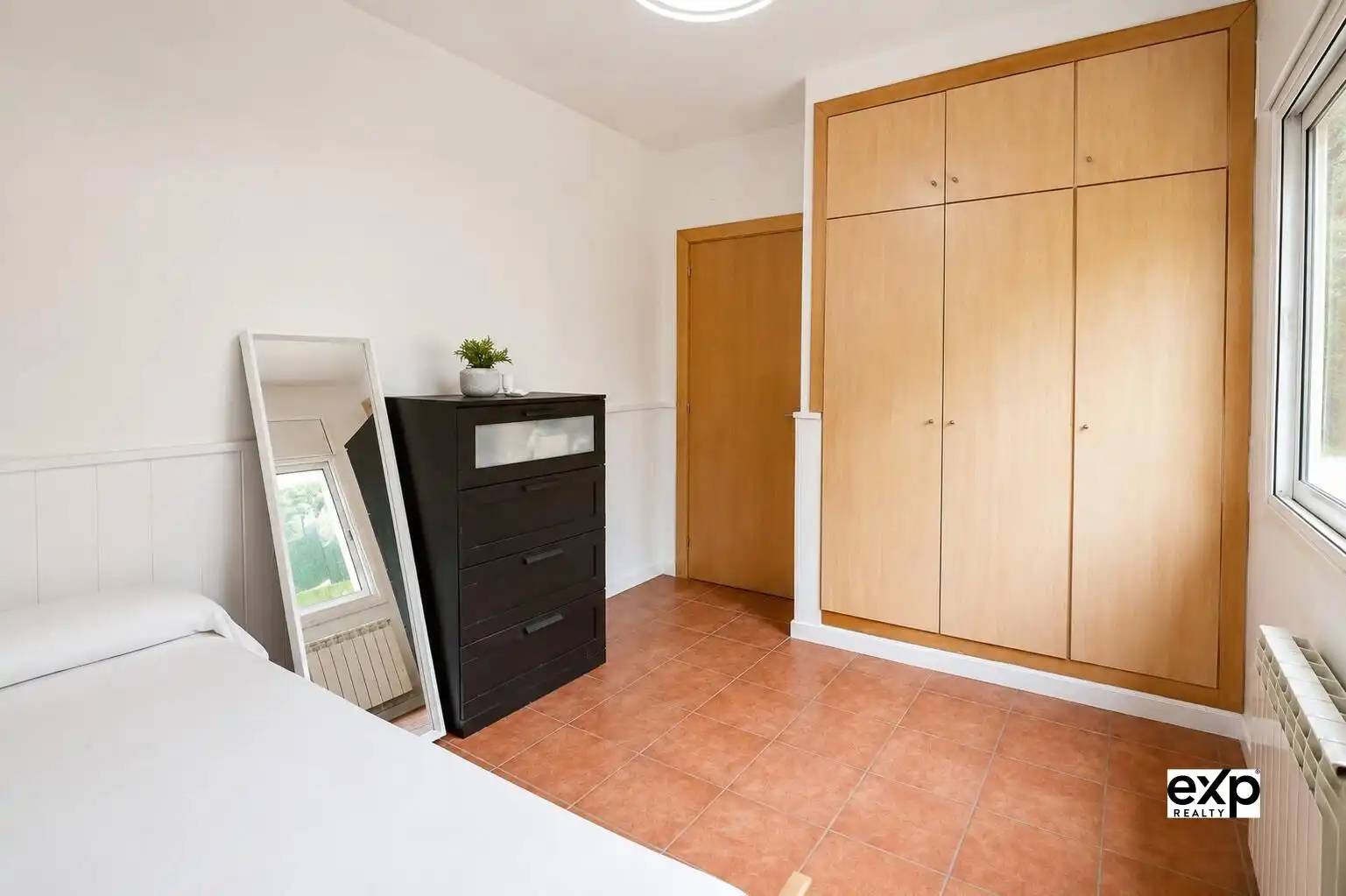Schlafzimmer von Haus oder Chalet zum Verkauf in Calafell mit Heizung, Privatgarten und Terrasse