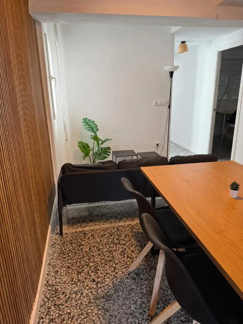 Piso con terraza en alquiler en Carrer el Camí