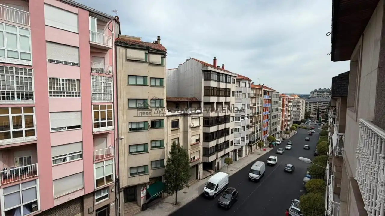 Exterior view of Flat for sale in Ourense Capital   with Heating, Furnished and Balcony