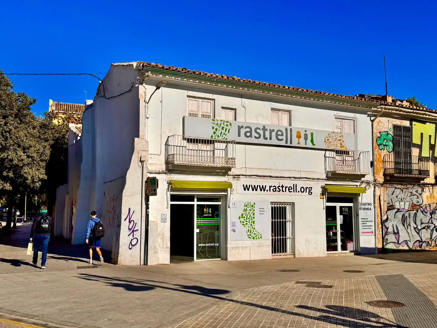 Vista exterior de Edificio en venta en Valencia