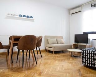 Apartament per a compartir a Valdeacederas
