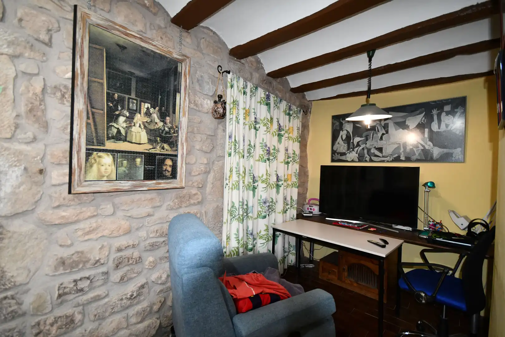 Sala d'estar de Finca rústica en venda en Fuenmayor amb Calefacció, Parquet i Terrassa