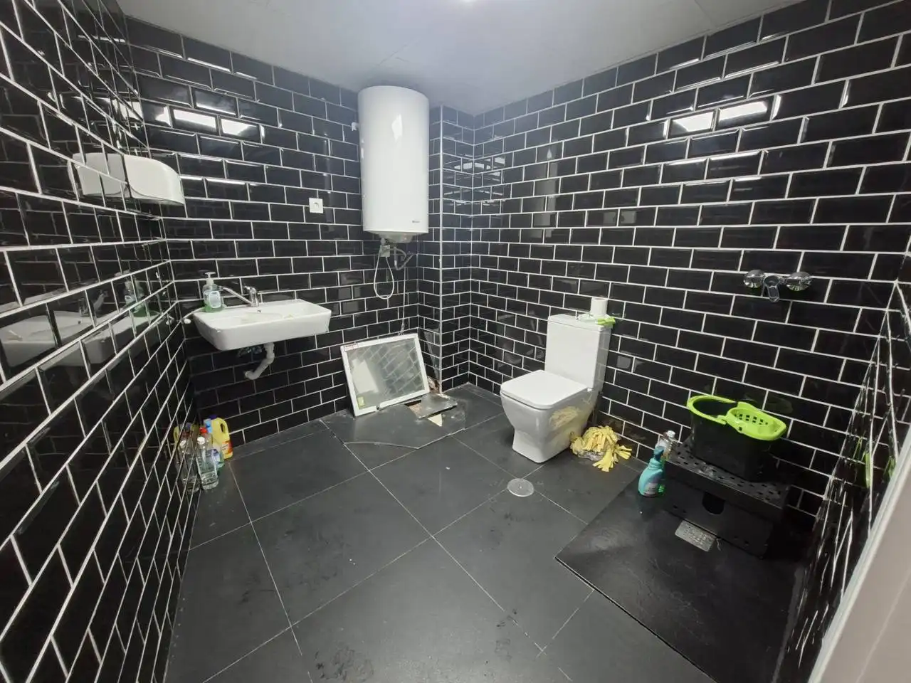 Baño de Local de alquiler en Moralzarzal