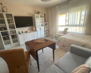 Dormitori de Estudi en venda en Alhaurín de la Torre amb Aire condicionat, Moblat i Forn