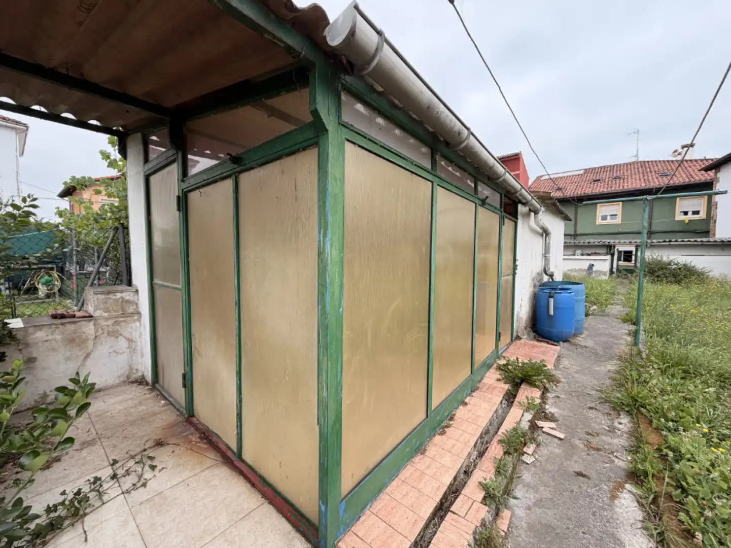Vista exterior de Residencial en venta en Torrelavega 