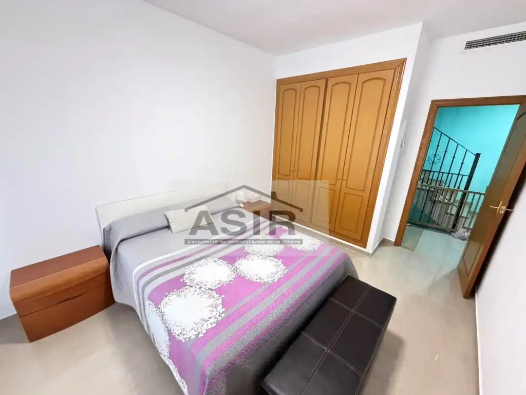 Bedroom of Houses for sale in Alzira  with Air Conditioner and Terrace