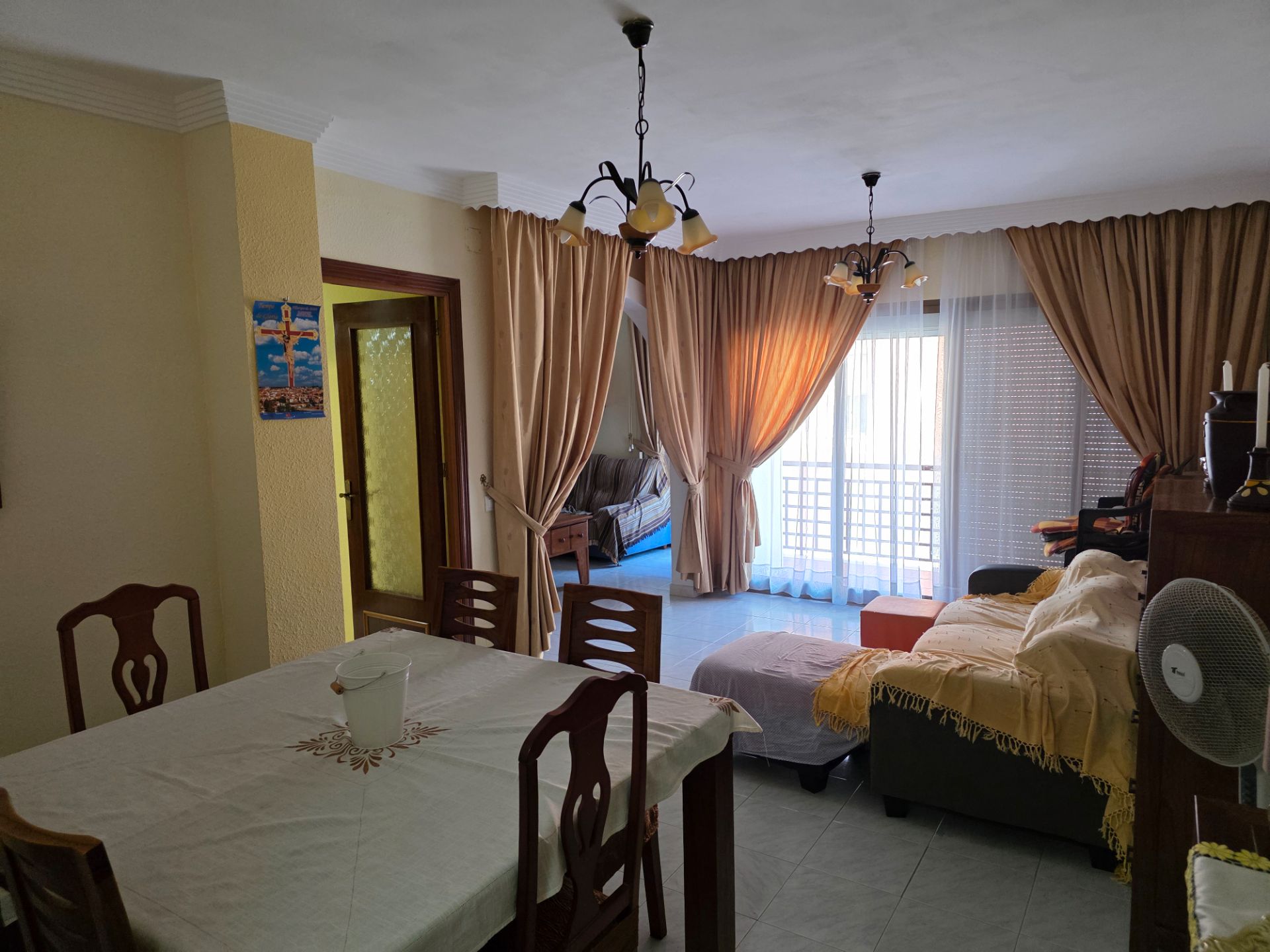 Habitación de Piso de alquiler en Nerja con Calefacción, Terraza y Amueblado