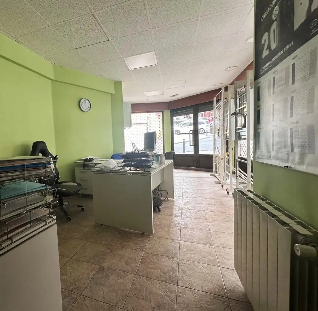 Local comercial en venda a Centro - Albiz - Markonzaga, imagen 3