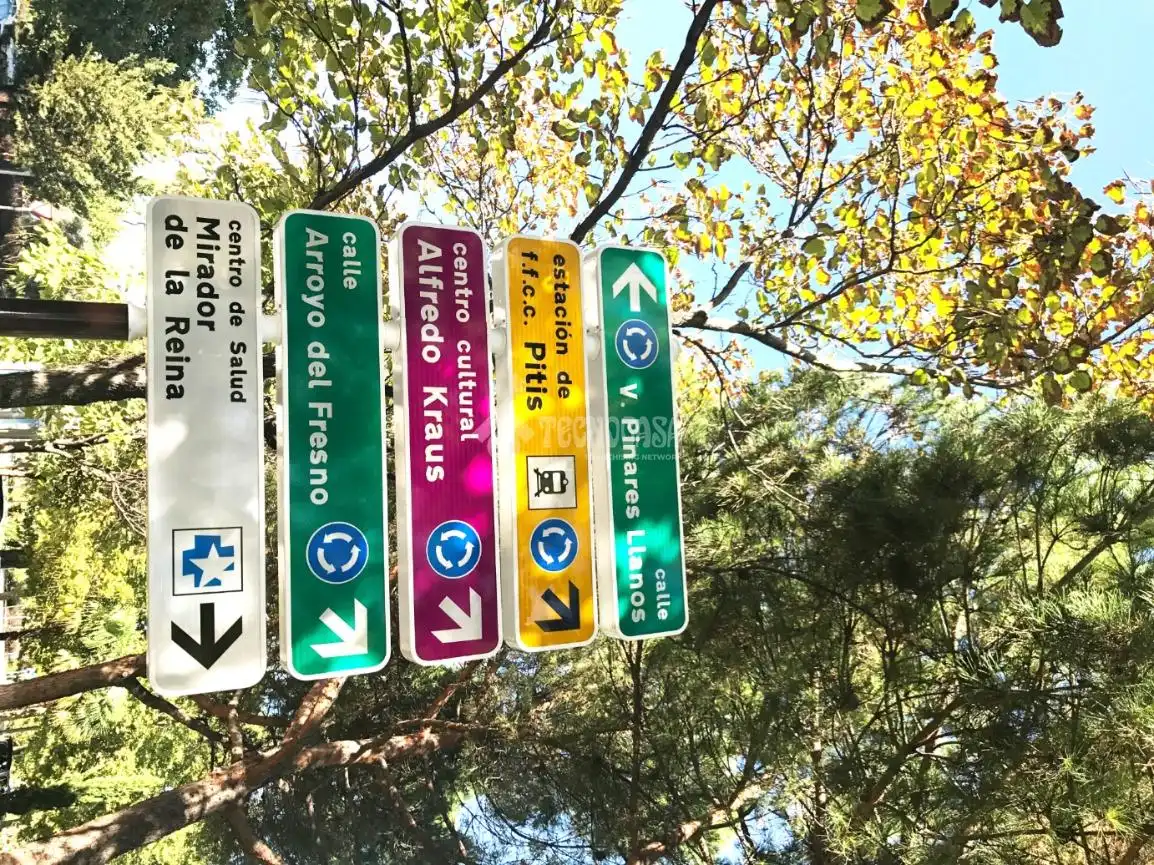 Vista exterior de Local en venta en Madrid con Aire acondicionado y Calefacción