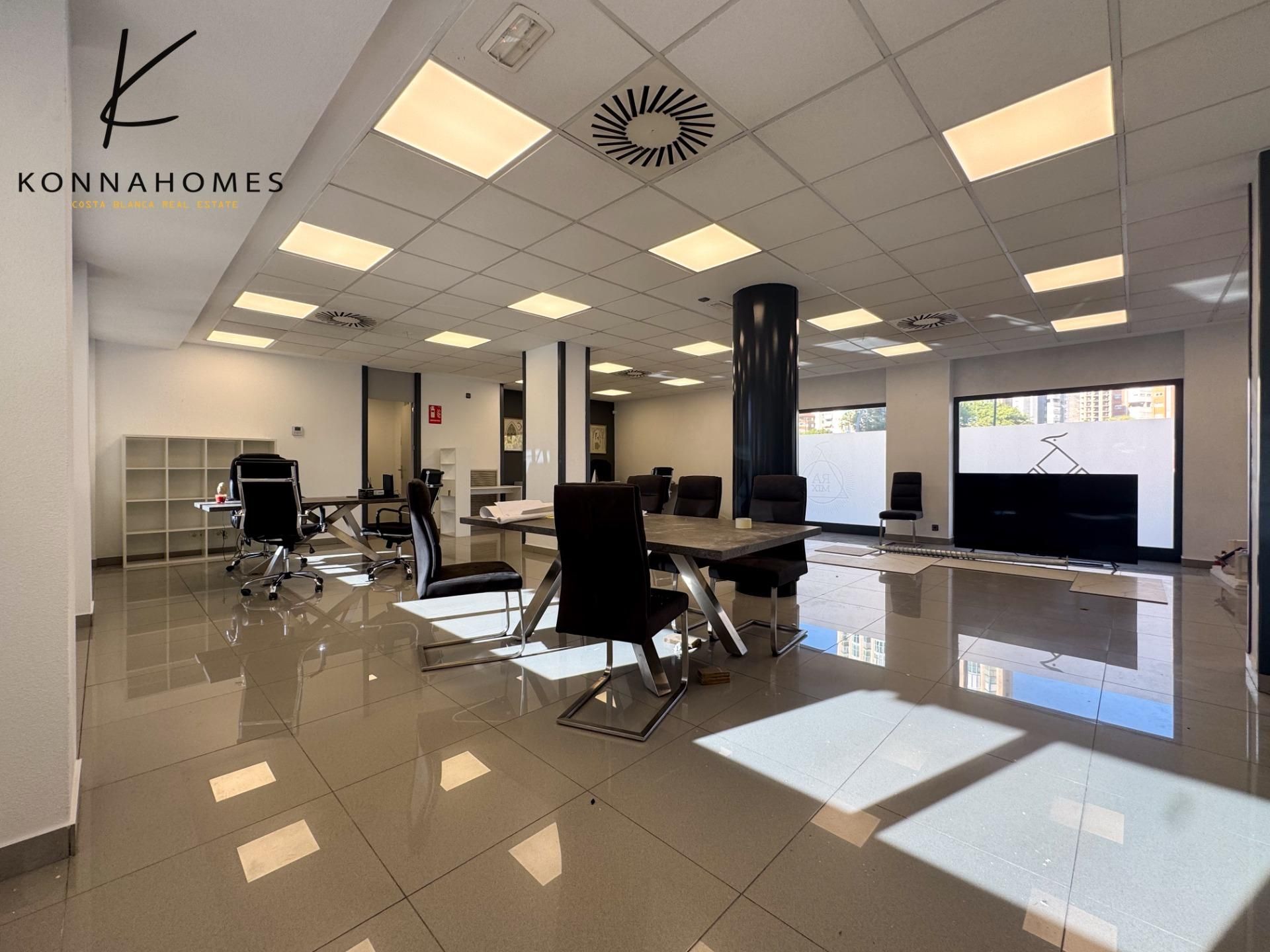 Premises for sale in Finestrat  with Air Conditioner