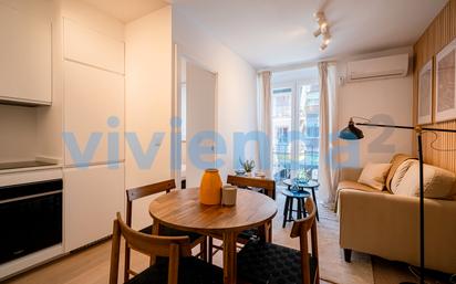 Bedroom of Flat to rent in  Madrid Capital  with Air Conditioner and Balcony