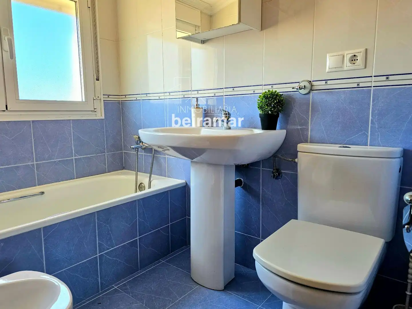 Bathroom of Flat for sale in Ribeira  with Heating, Storage room and Furnished
