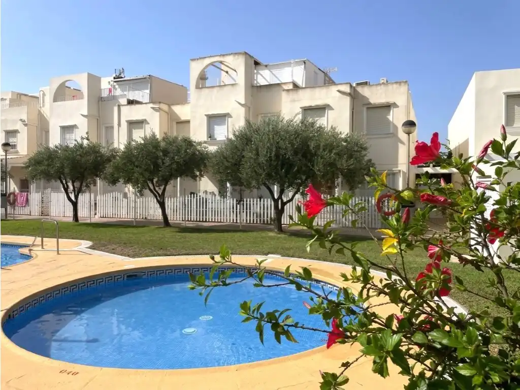 Duplex con piscina in vendita a Calle Nuñez De Balboa