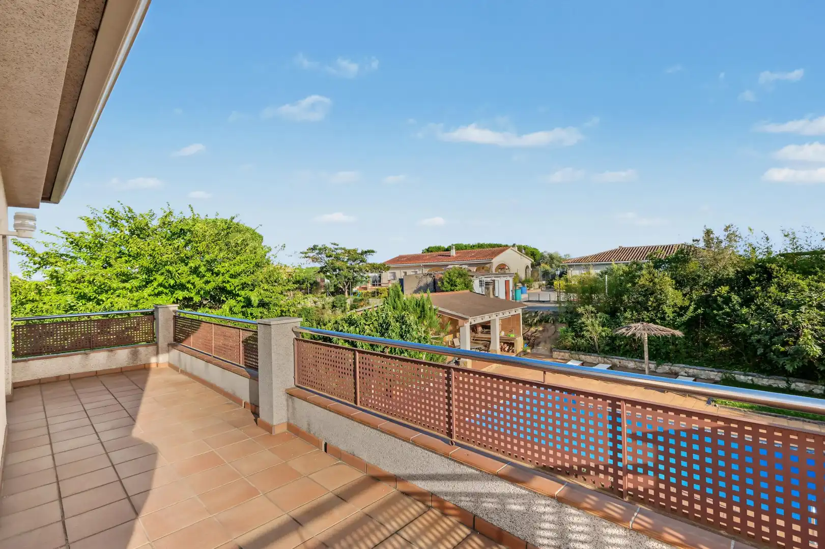 Maison rustique avec piscine à vendre à 44 Carrer Gironés #Urb. King Park, imagen 36