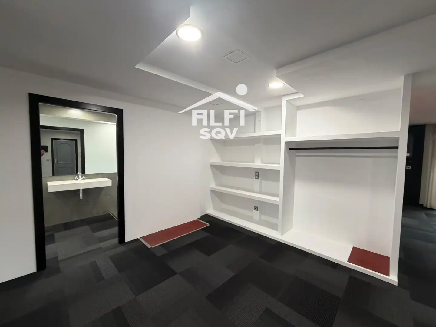Flat with lift to rent in Montserrat Roig, imagen 18
