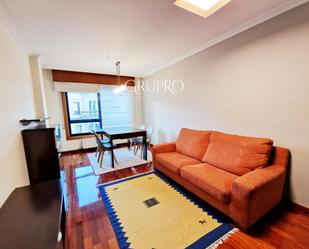 Living room of Flat to rent in Vigo   with Heating and Storage room