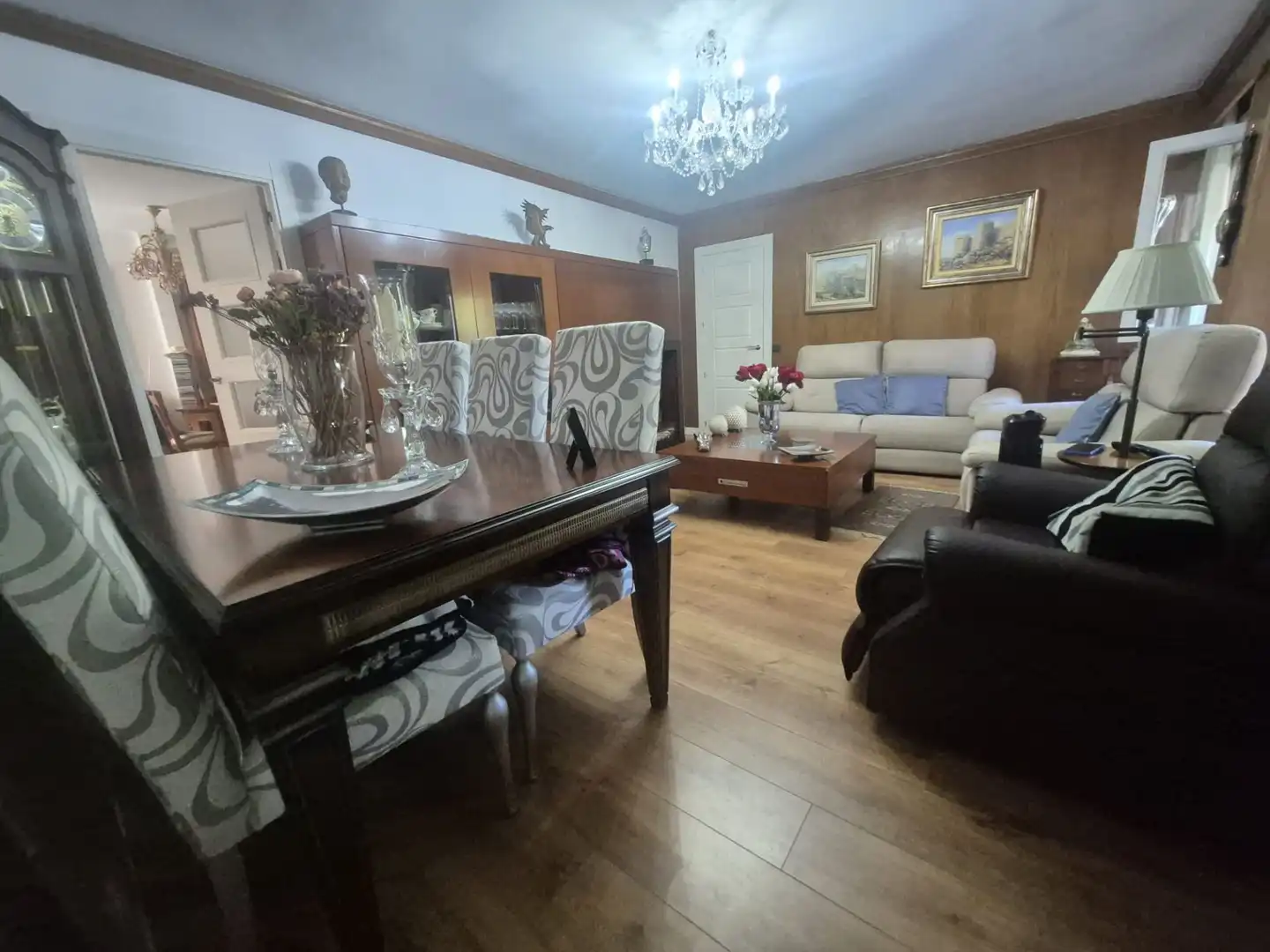 Sala d'estar de Pis en venda en Ávila amb Calefacció, Terrassa i Piscina comunitària