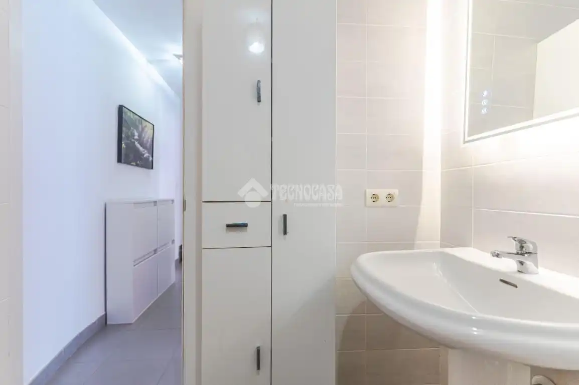 Bathroom of Duplexes for sale in Torrenueva Costa  with Terrace