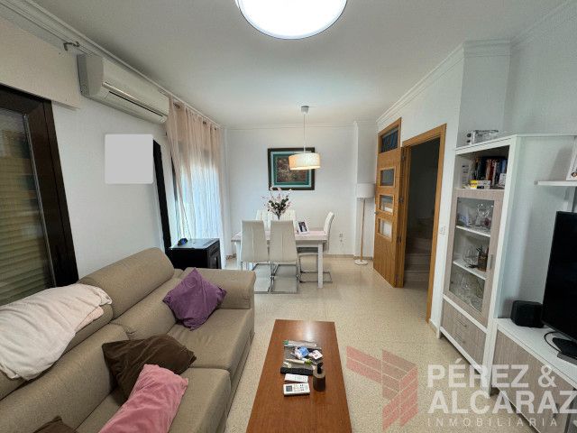 Wohnzimmer von Maisonette zum Verkauf in Palma del Río mit Terrasse und Abstellraum