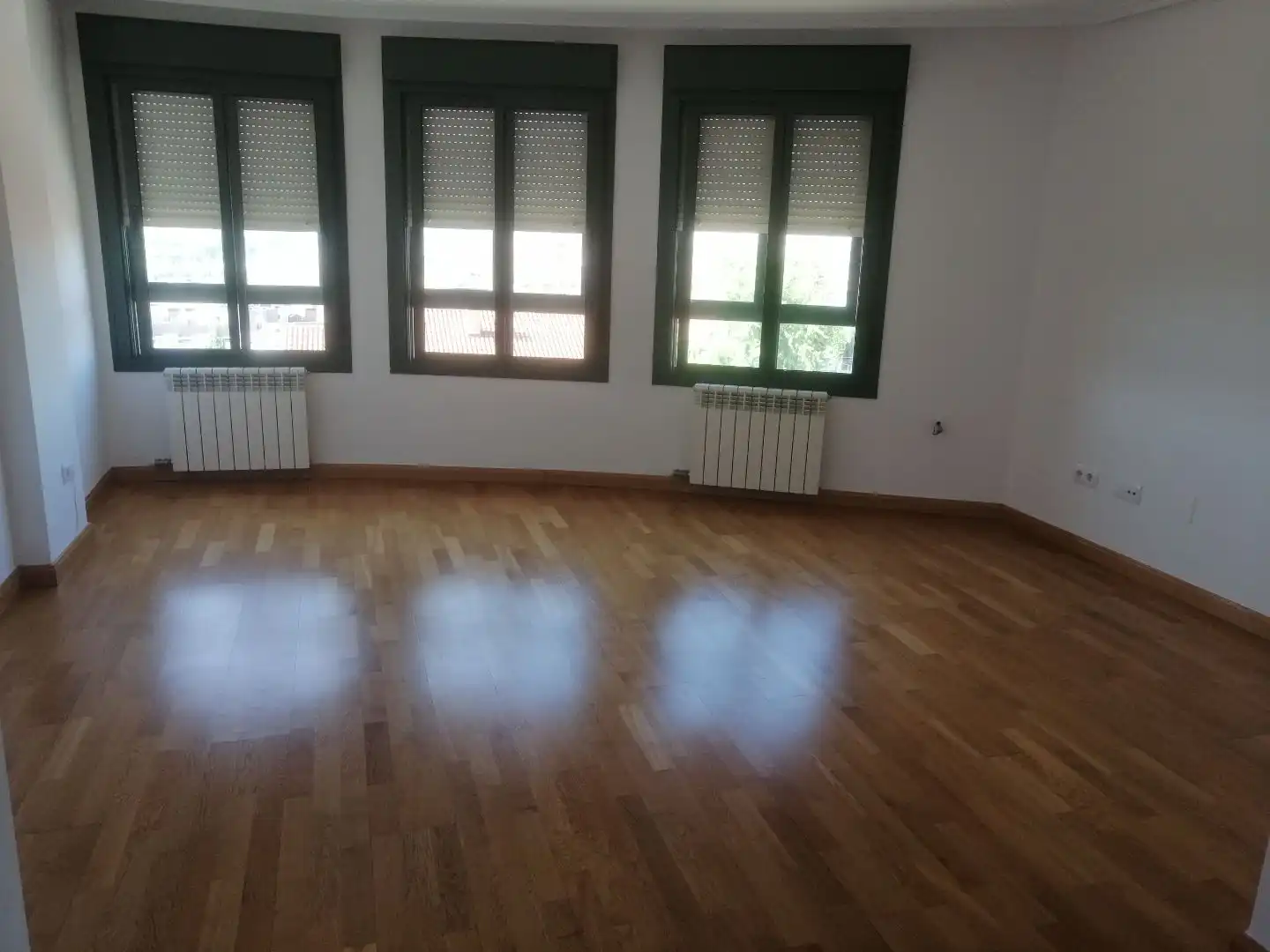 Sala d'estar de Pis en venda en Valladolid Capital amb Piscina