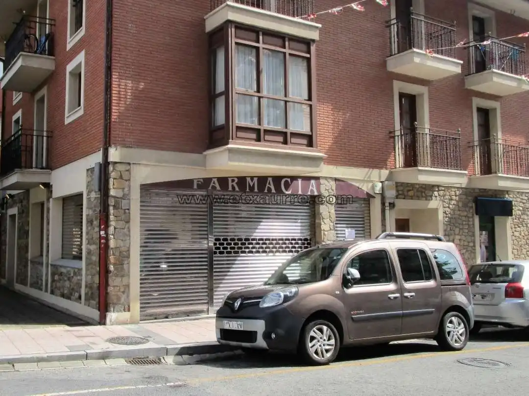 Local comercial en venda a Orozko