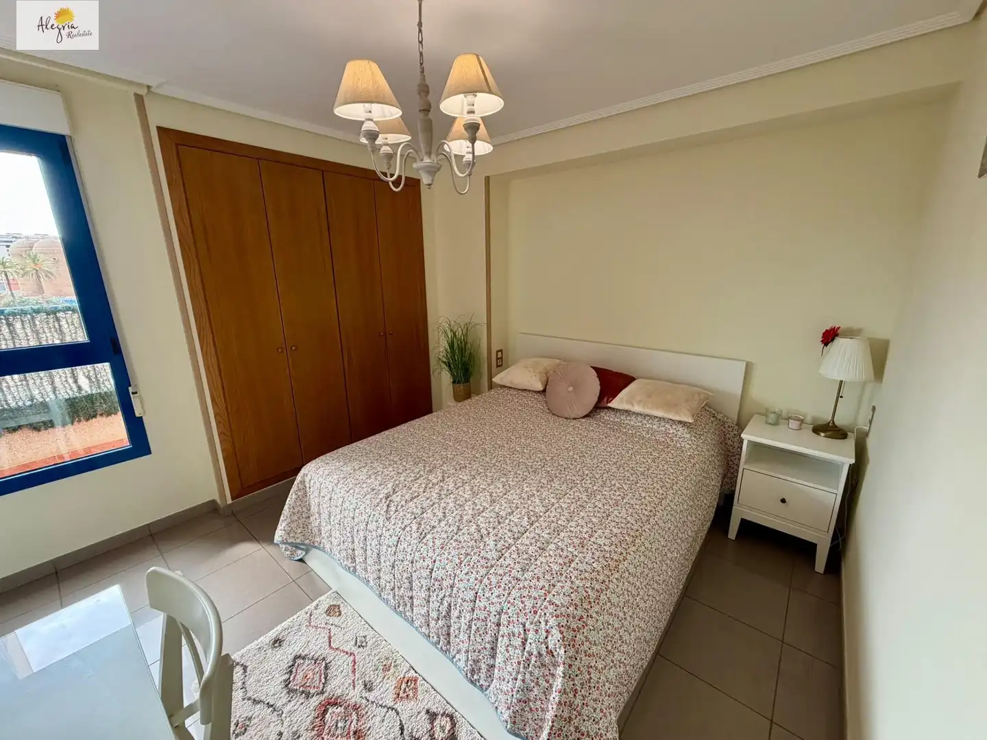 Bedroom of Apartments for rent in La Patacona