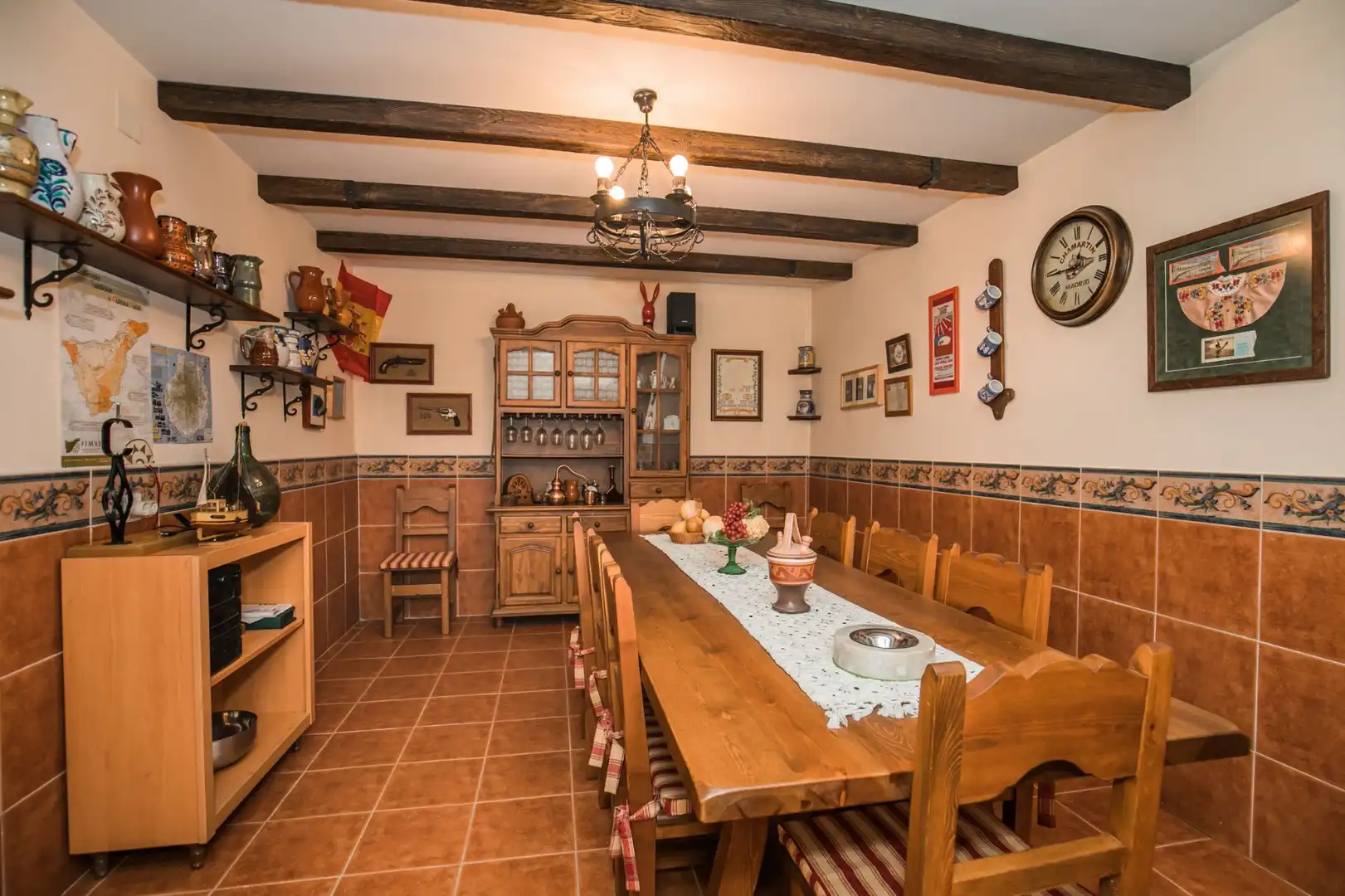Menjador de Casa o xalet en venda en Ávila amb Calefacció, Jardí privat i Terrassa