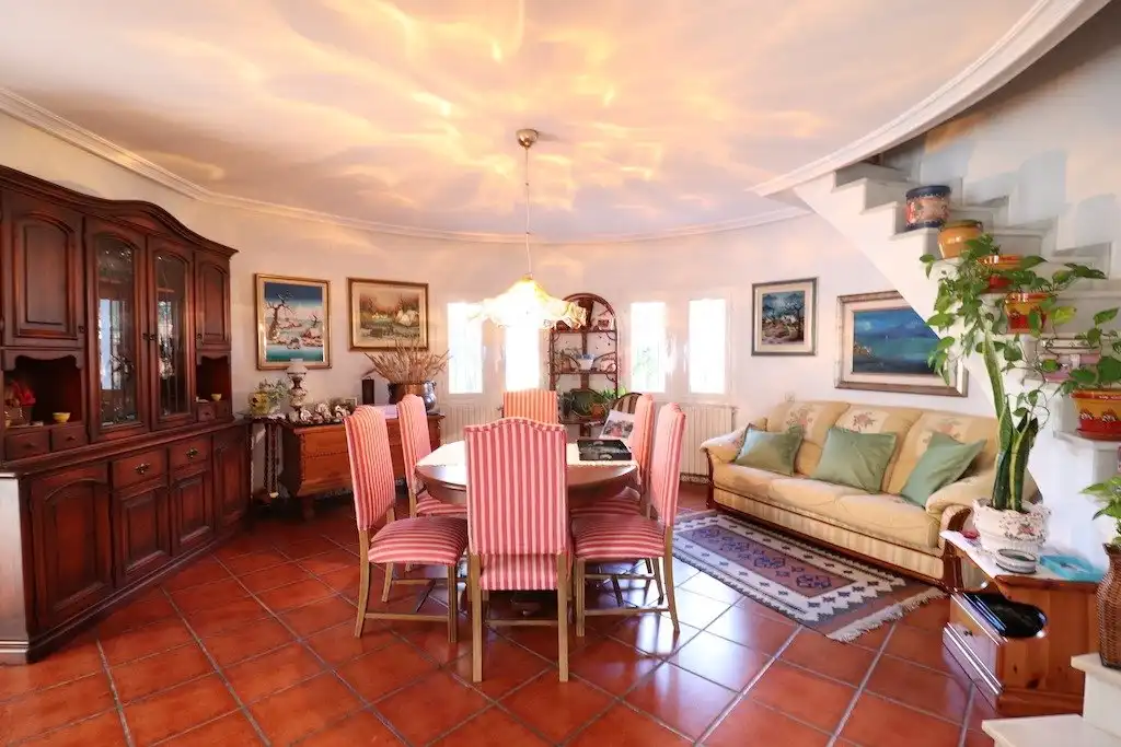 Casa o chalet en venta en Calle Huelma, Zona Carrefour - Urbanizaciones