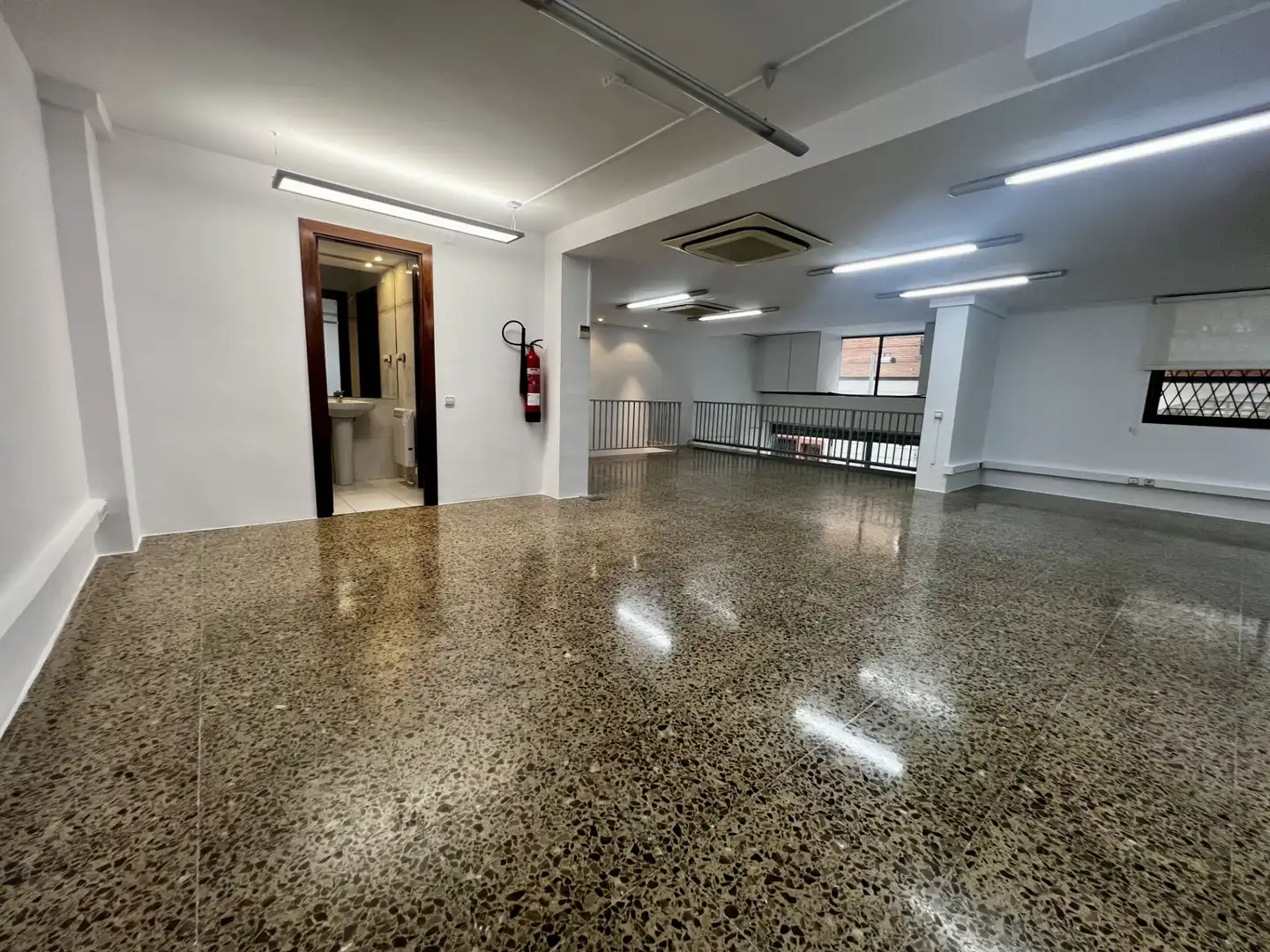 Geschaftsraum zur Miete in Les Corts