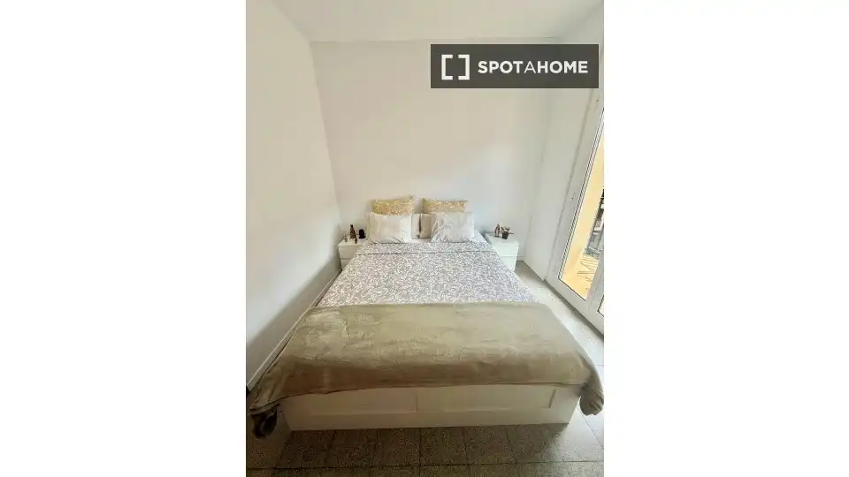 Schlafzimmer von Wohnung zur Miete in Barcelona mit Klimaanlage, Heizung und Möbliert