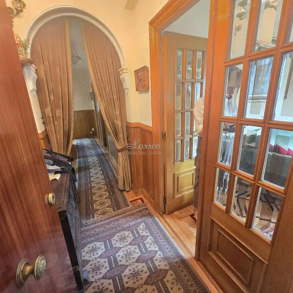 Piso en venta en Amorebieta-Etxano con Calefacción, Jardín privado y Terraza