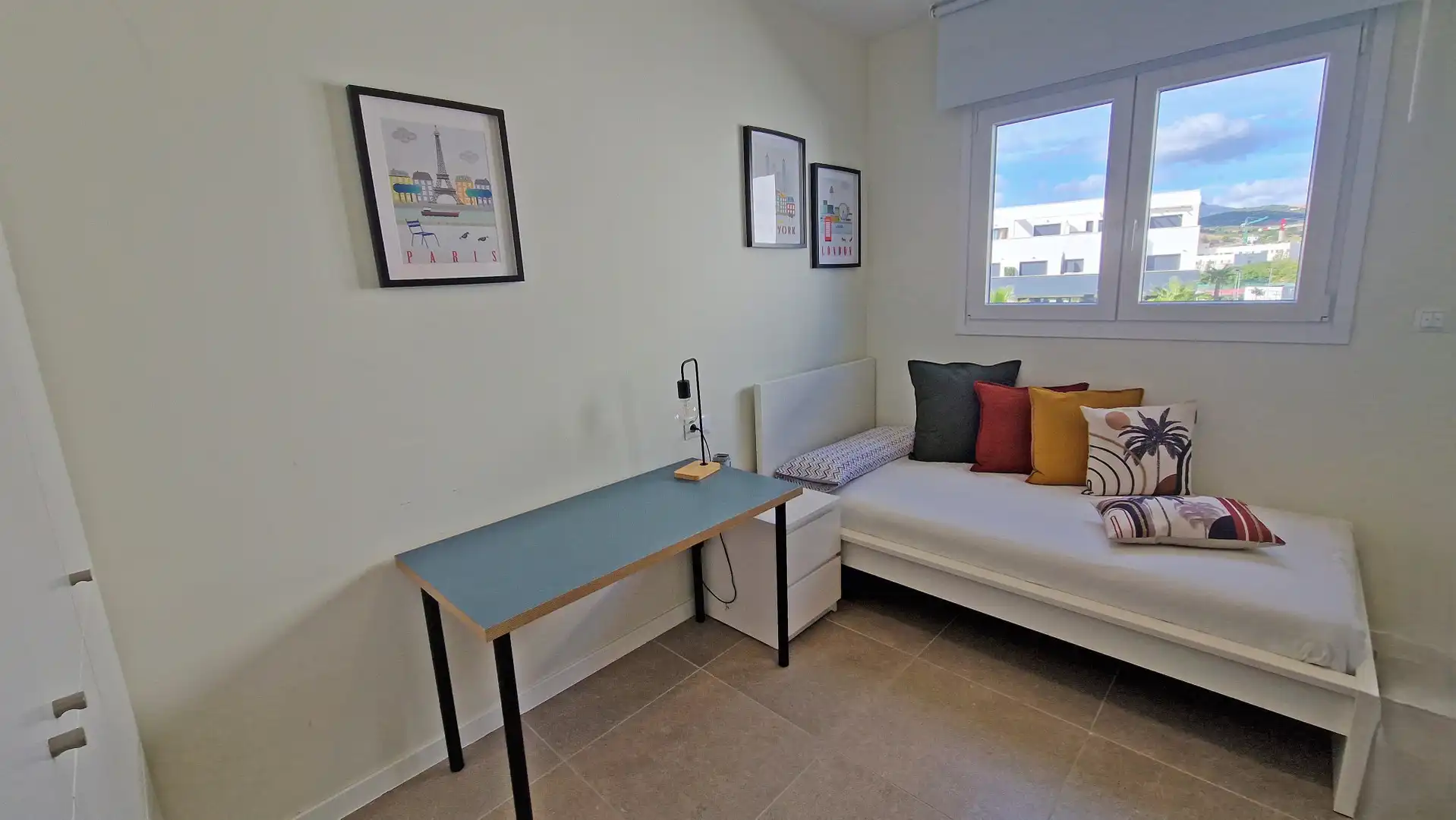 Bedroom of Apartments for sale in Estepona  with Air Conditioner, Terrace and Storage room