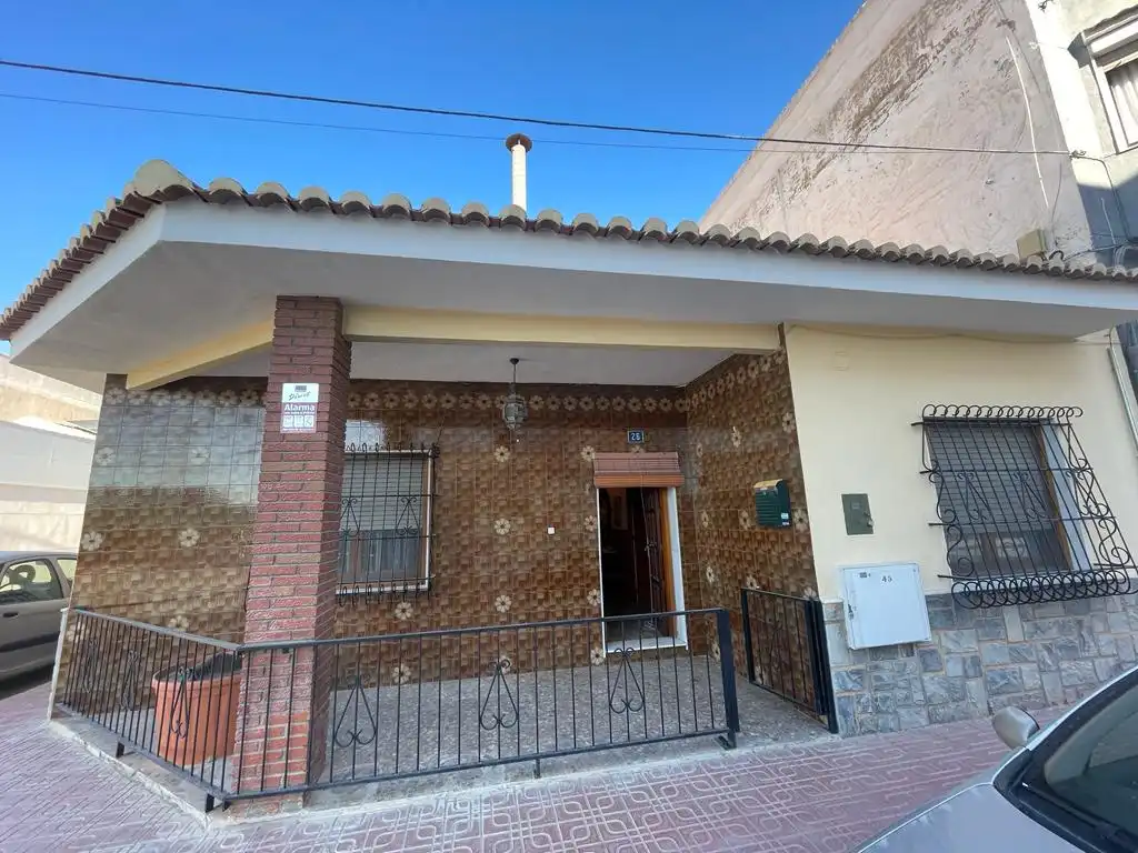 Vista exterior de Casa adosada en venta en San Isidro
