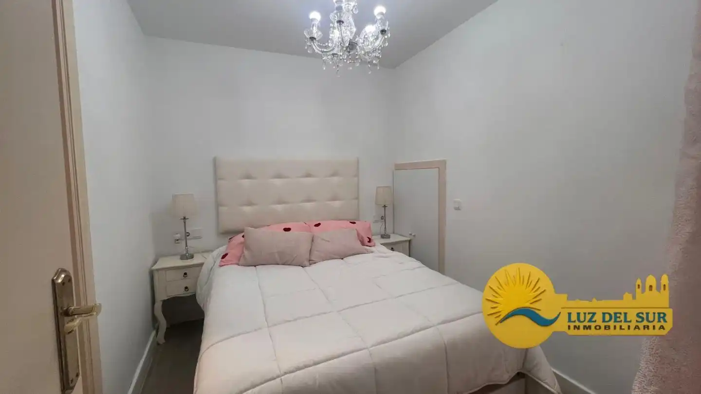 Dormitori de Planta baixa en venda en Cádiz