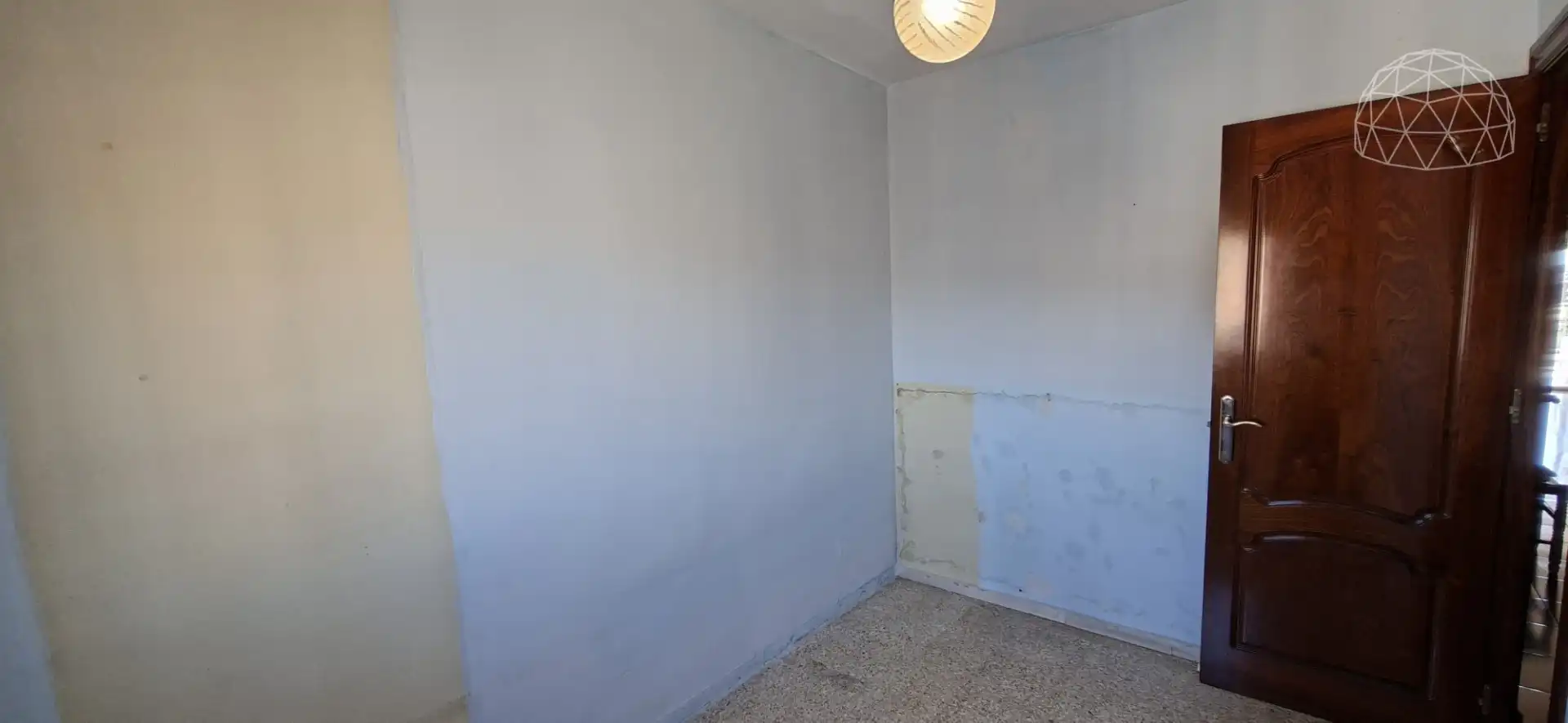 Flat for sale in Sevilla  with Private garden and Balcony