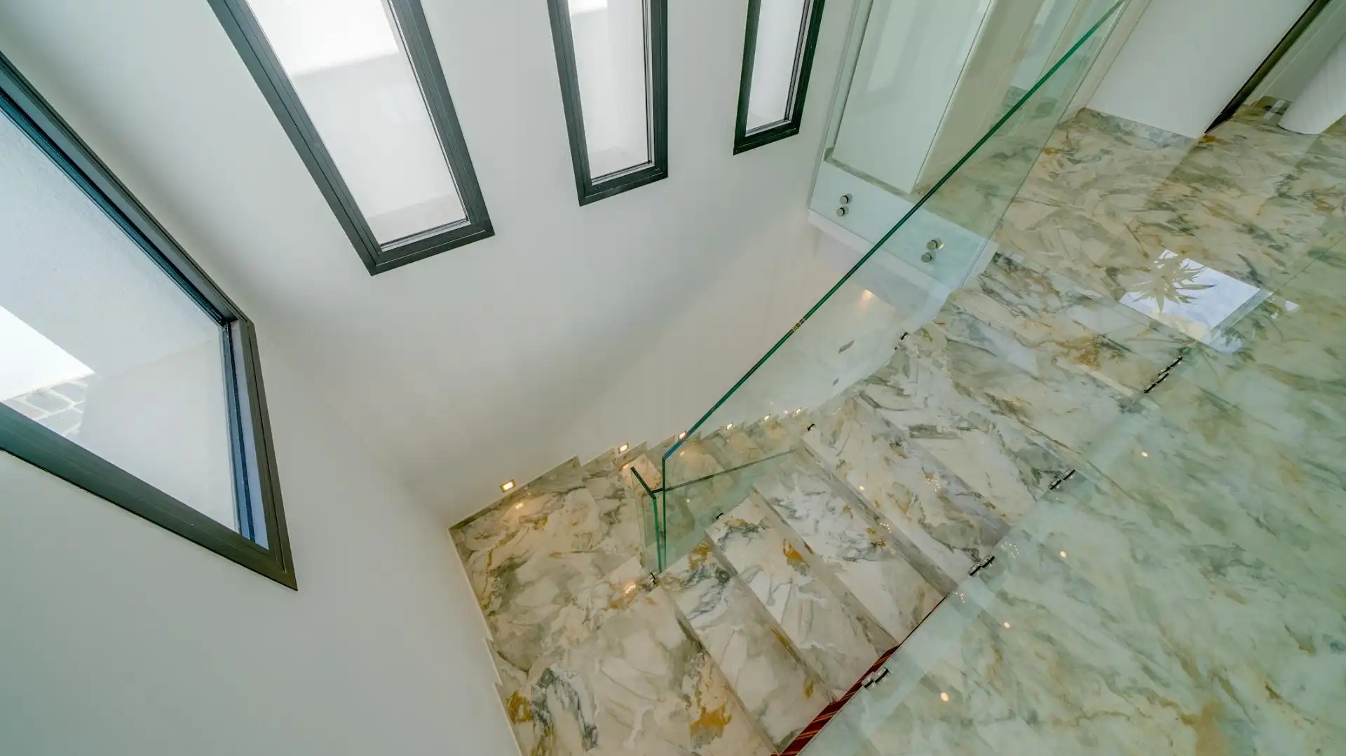 Villa mit Terrasse zum Verkauf in Golf Bahía, imagen 53