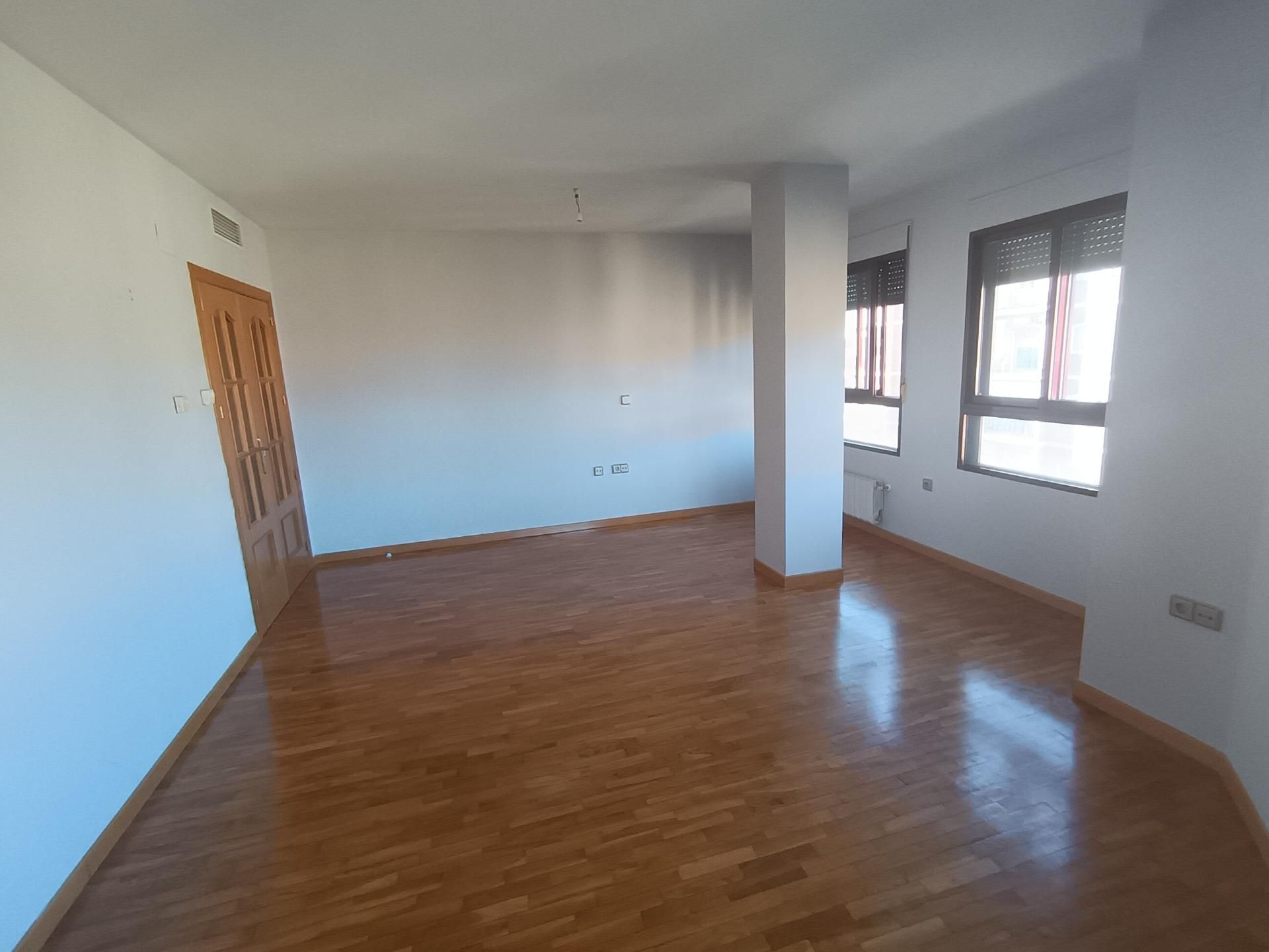 Bedroom of Flat for sale in Puertollano  with Air Conditioner and Balcony