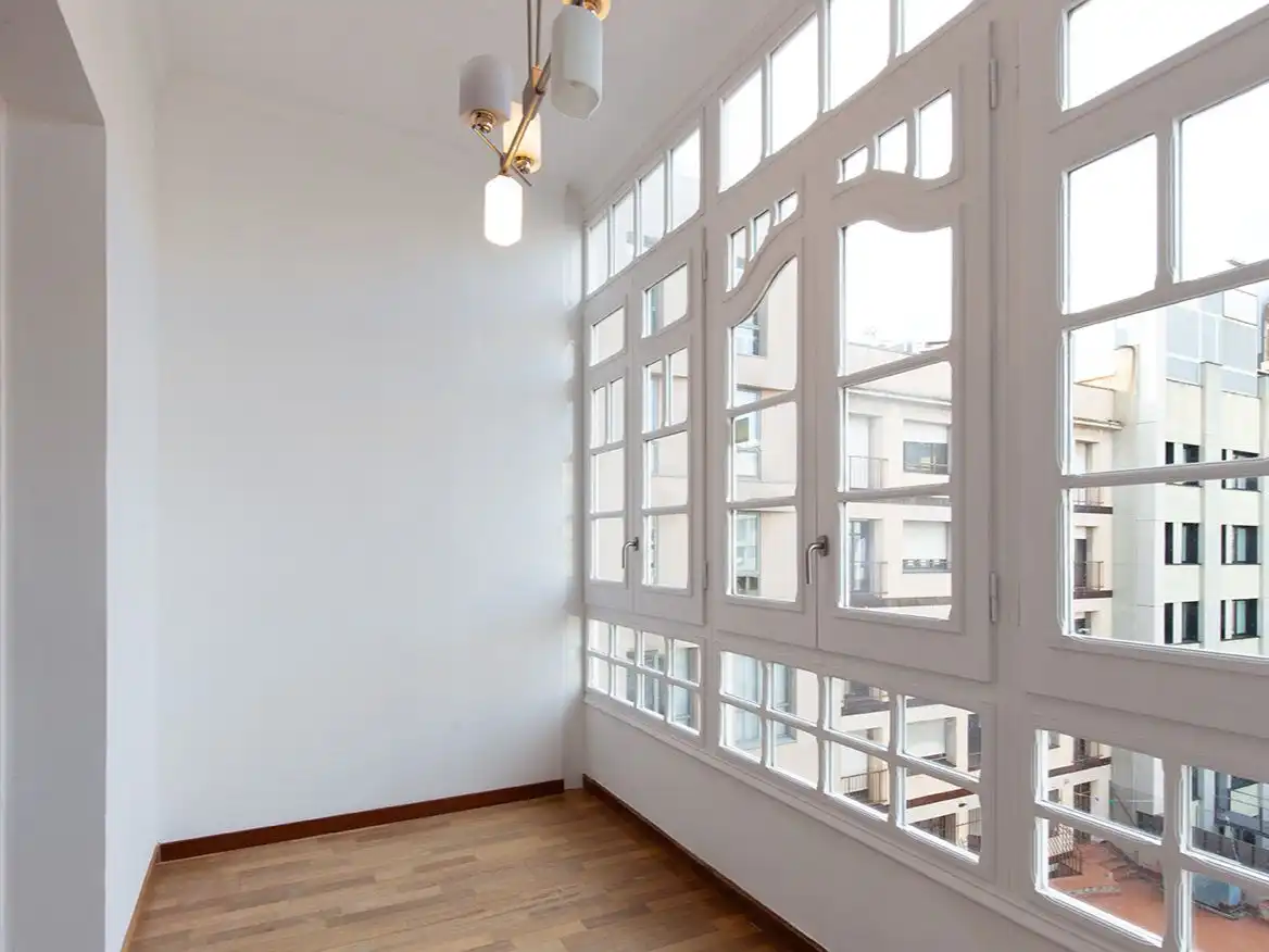 Apartamento con ascensor en venta en Carrer Rosselló 229, imagen 2