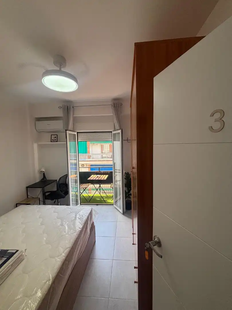Habitació a Calle Maestro Priego López, 17, Ciudad Jardín - Zoco