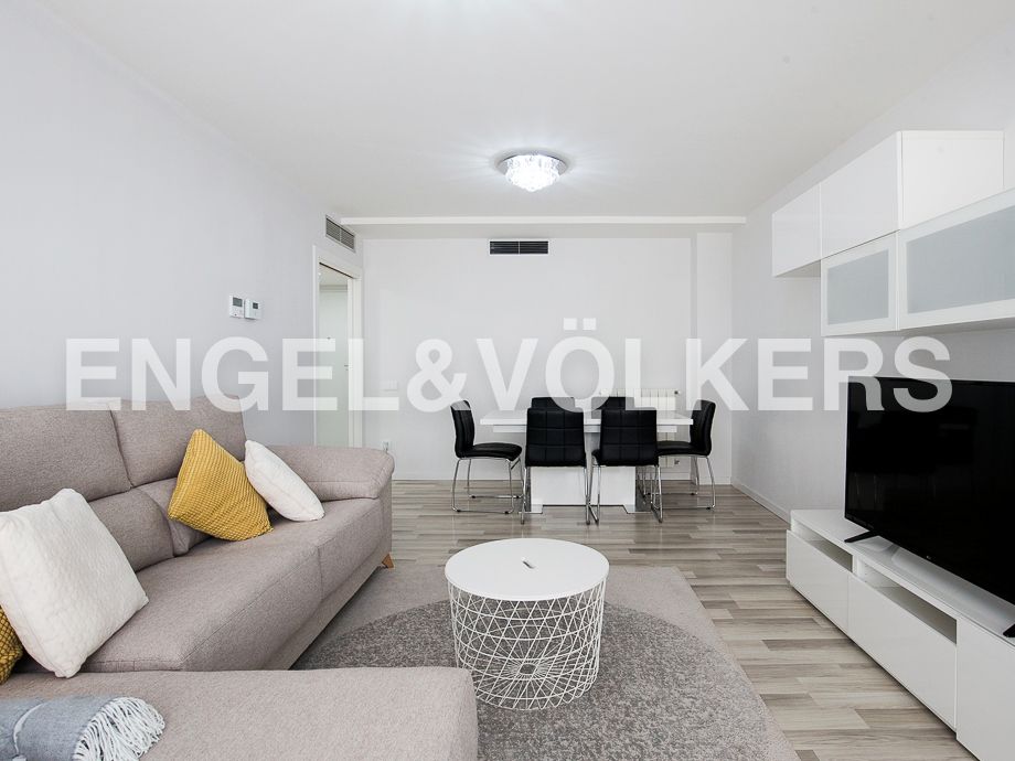 Sala d'estar de Apartament de lloguer en  Valencia Capital amb Aire condicionat, Calefacció i Traster