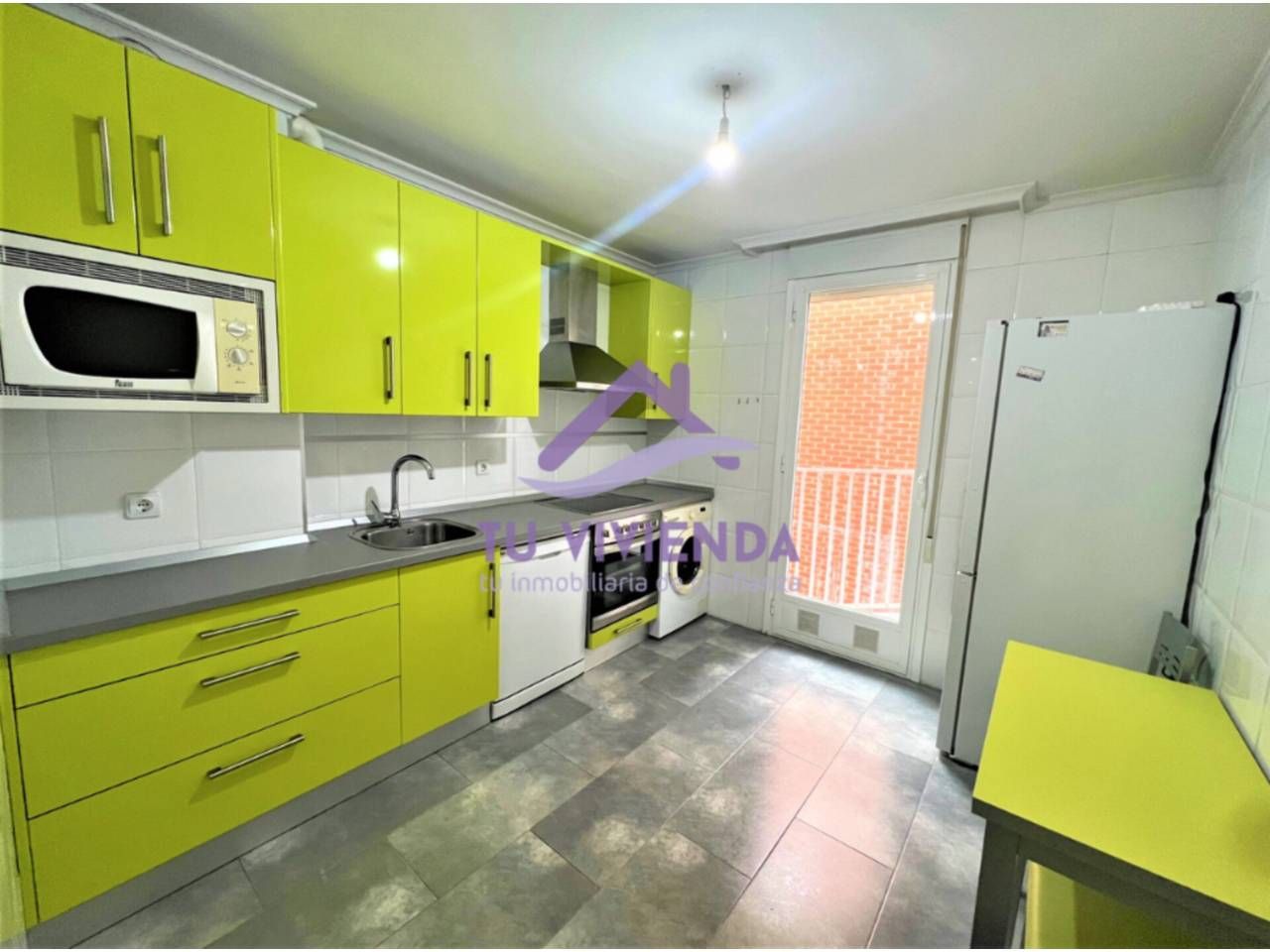 Cocina de Piso en venta en Palencia Capital con Calefacción y Trastero