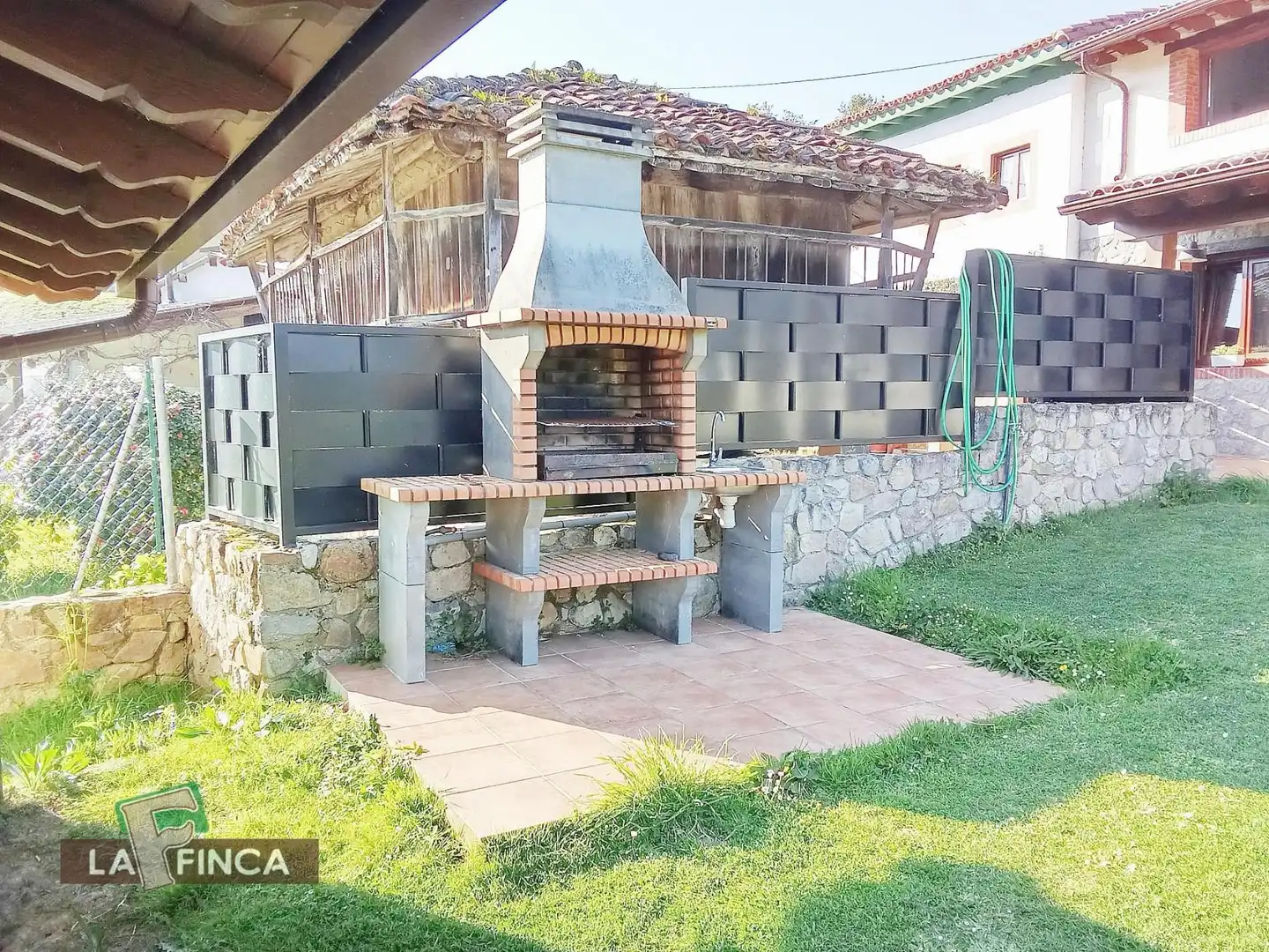 Garden of Houses for sale in Ribadesella  with Heating, Storage room and Furnished