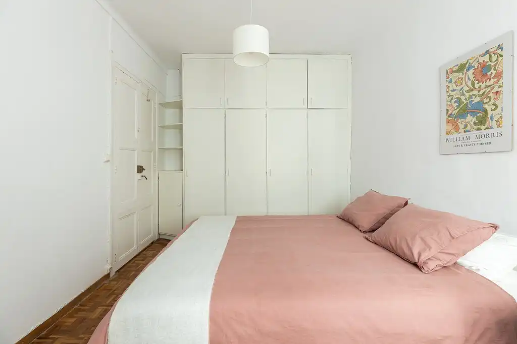 Habitación de Apartamento en venta en Barcelona con Calefacción, Parquet y Balcón