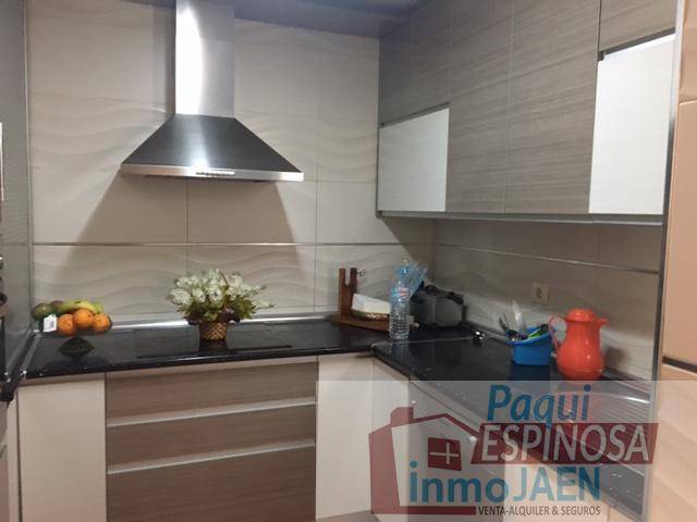 Piso en Venta en Torredonjimeno