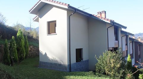 Foto 2 de Casa adosada en venta en Avenida Covadonga, 3, Cangas de Onís, Asturias